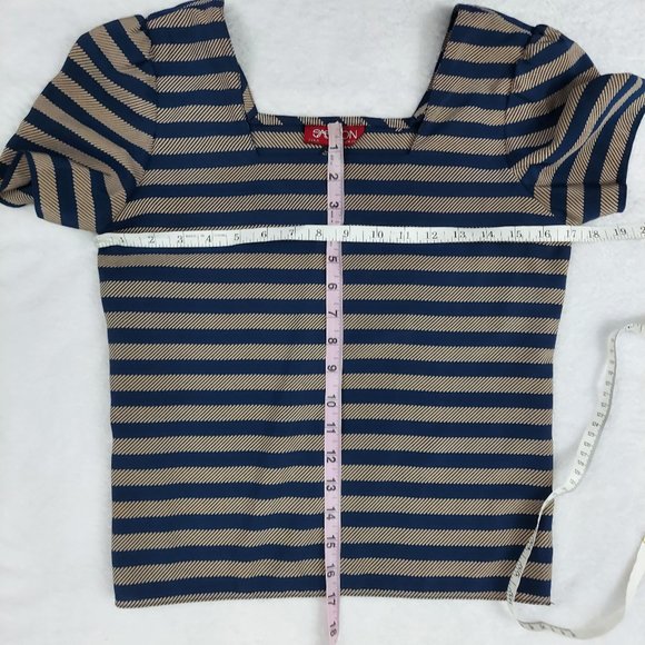 Vintage 1980s Sasson Striped, Striped Boxey Top and Skirt Set - Picture 6 of 12